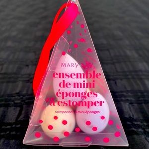 Mary Kay mini blending sponges